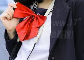 在线撒糖：当“www.17”遇见白描，言语的奇妙碰撞！