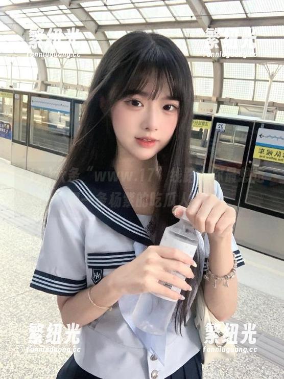 六条“www.17”线路，你最想走哪一条杨紫的吃瓜人生？