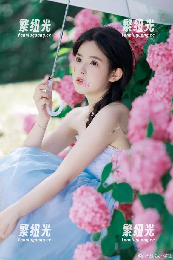 17 “www.17”发布:当明星也能翻车,哈哈哈,真香!