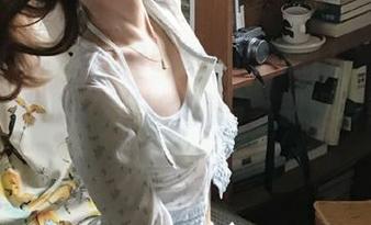 路过355.fun传送门，结果一不小心掉进了八卦的漩涡，别提多刺激了！