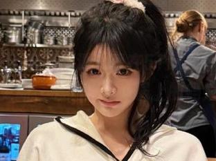 在线剧透，我在51fun里苦等剧情更新，心急得像热锅上的蚂蚁！