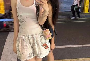 www.51吃瓜新玩意儿？快来试试“传送门”带你去哪里！
