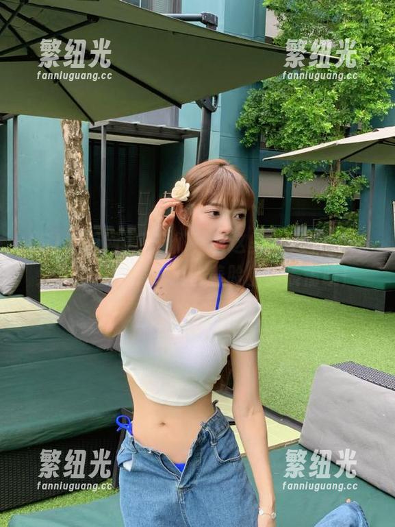 51吃瓜网 瓜友们,看这里!51吃瓜网分享今日热瓜,别留着脸上的表情哦!