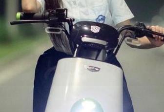 吃瓜网和51爆料的线路，通往一场不间断的gossip瀑布！