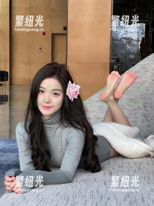 718.sx 找到了718.sx的地址,终于可以在线观看八卦了,顺便一边吃瓜一边叹气。