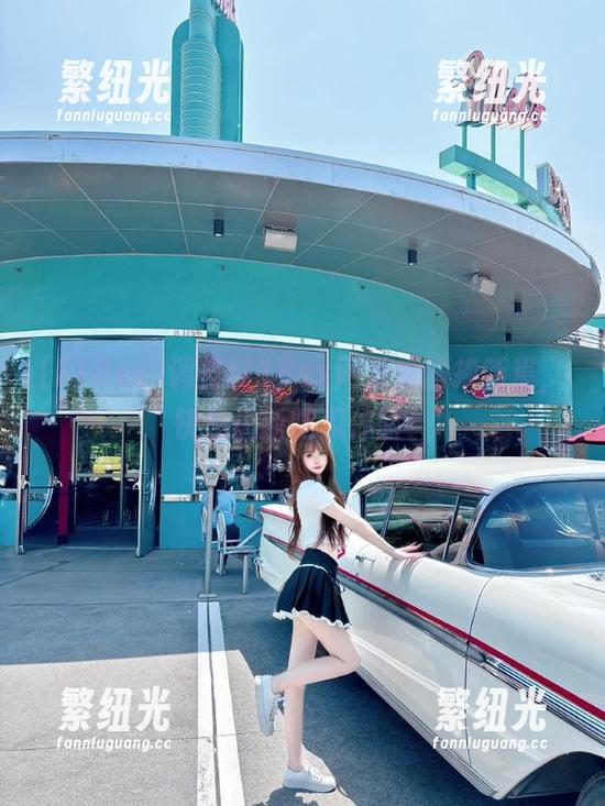 718sx 调皮!718sx网址偷偷换新巢,快追最新吃瓜体验!