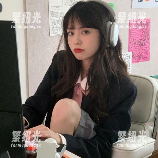 心情不够炸？来911吃瓜苹果版，轻松围观灵魂画手。