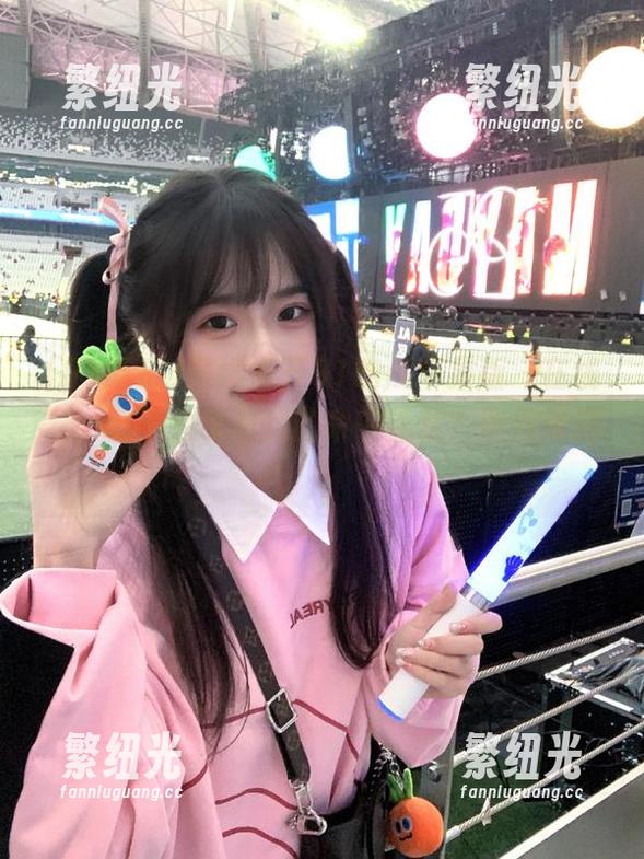 继续点开91吃瓜苹果版“在线”，会不会也有我的命中注定？吻别单调！