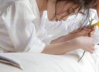 下载91吃瓜中心，吃瓜不止于嘴，更在于那“神秘”的瓜田！