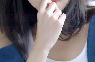 进到“91黑料网”的网址里，真是像进入了另一个平行世界，搞不懂现在的自己…