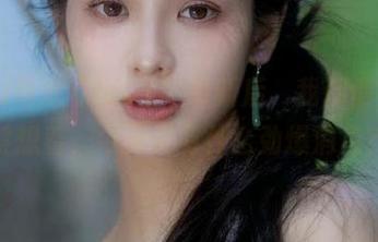 每次“hl01”更新后，我都情不自禁想着，今天又有什么劲爆消息？