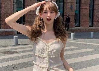 想淘宝八卦？来www.17网，导航超简单，哈哈，飞起来吧！