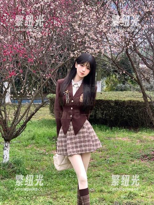 zztt10.ccm 最新黑料动漫,zztt10.ccm简直就是“情感观察站”,每一集都让我想抽自己一巴掌!