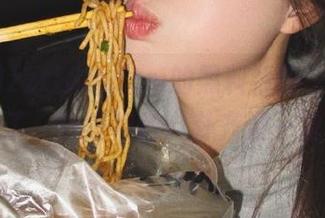 zztt88.ccm的黑料线路，真是太逗了，各路神仙八卦齐聚一堂！