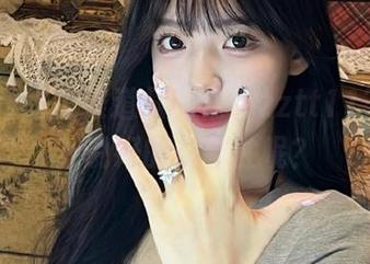 吃瓜难道只能在“zztt11”观看？说好的多样性呢？