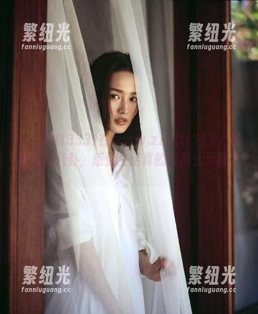 在www.zzzttt333上观看这些八卦，感觉生活真的没那么无聊了。