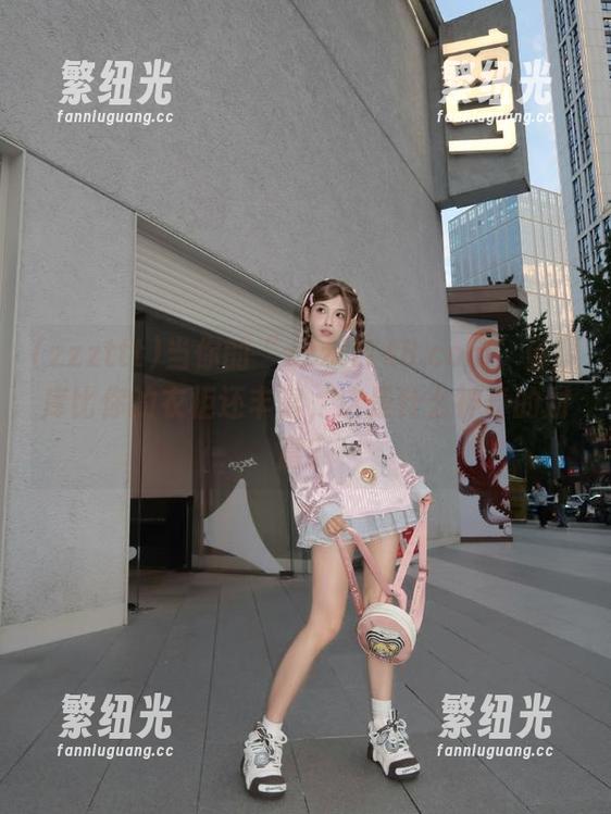 当你的“zzzttt48.com”资源库比你的衣柜还丰富，这是什么神奇的财富？