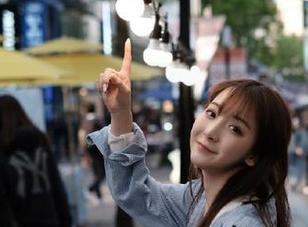 五一吃瓜发布，官网网页版：吃完瓜，网页不要关哦！