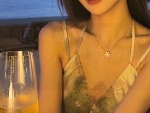 背后总有故事，点进“免费吃瓜网”网址，八卦是不分时间和地点的！