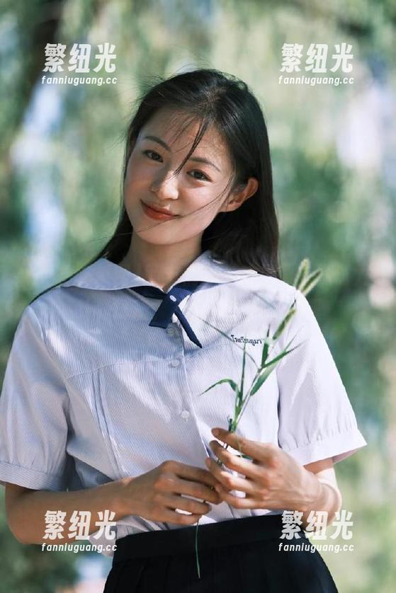 免费吃瓜网 网友们的“前厅”,探讨八卦的场所,非免费吃瓜网莫属
