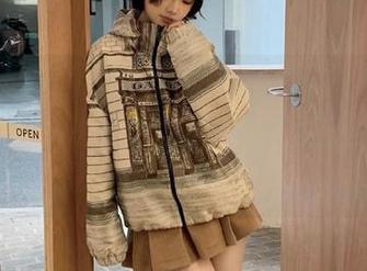 我发现“吃瓜51网”App的地址品位多奇葩，随时都能手滑进一个奇妙世界。
