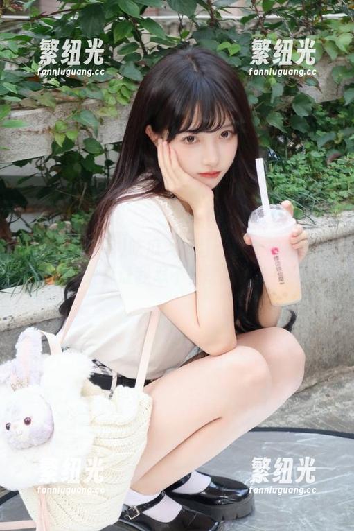 吃瓜大本营：这个神秘八卦地址，让我忍不住想给评分！
