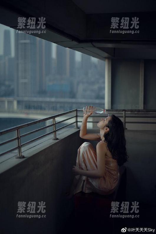 吃瓜网登录成功，在线观看好像比现实刺激得多呢，嗯。