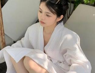 有空就去吃瓜网那个爆料入口逛逛，满满的都是银色的光芒与暗流。