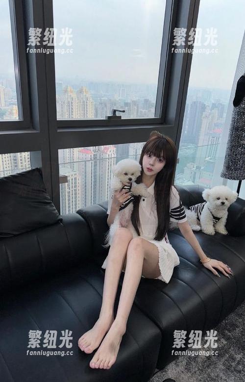 收藏“吃瓜网app”，其实是在为你的人生增添些许彩头，毕竟，内心的彩虹从瓜开始！