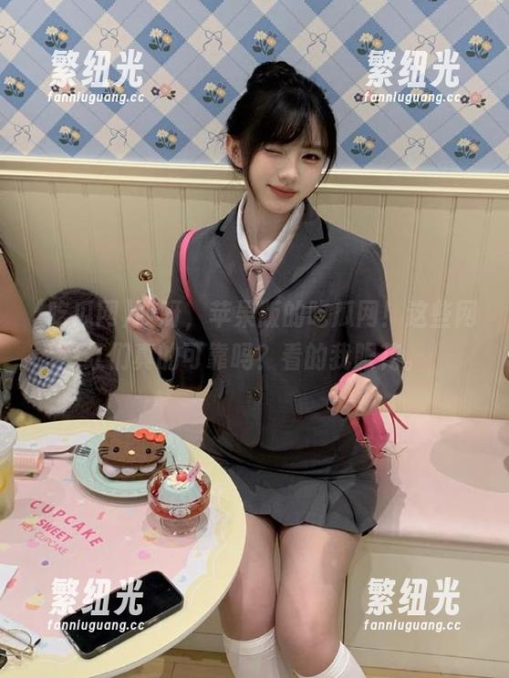 哎呀，苹果版的吃瓜网！这些网红们真的可靠吗？看的我眼花。
