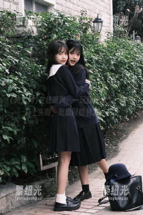 在线跟风，一玩就是永久，这有点上头啊，吃瓜网的魅力何在？