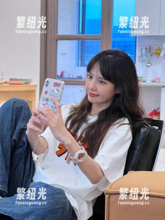 会不会下载“吃瓜论坛”后变成了名副其实的瓜头？