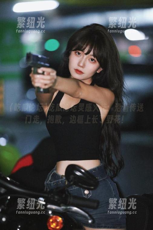 吃瓜论坛灵感火花：沿着传送门走，抱歉，边框上长了野花！