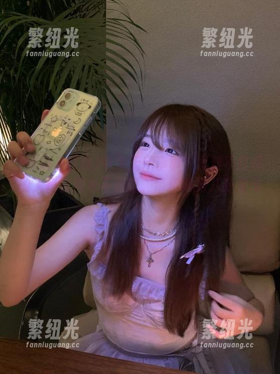 中午无所事事？黑料不打烊的入口官网永不迷路，带你畅游八卦海洋！