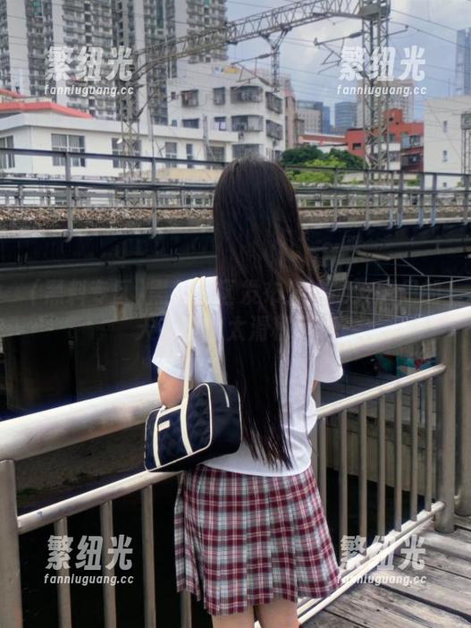 黑料专区发布：这朋友圈里的天花板也太滑稽了吧