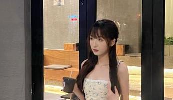 有人在黑料吃瓜网站上秀恩爱，我的心也跟着跳了一下？