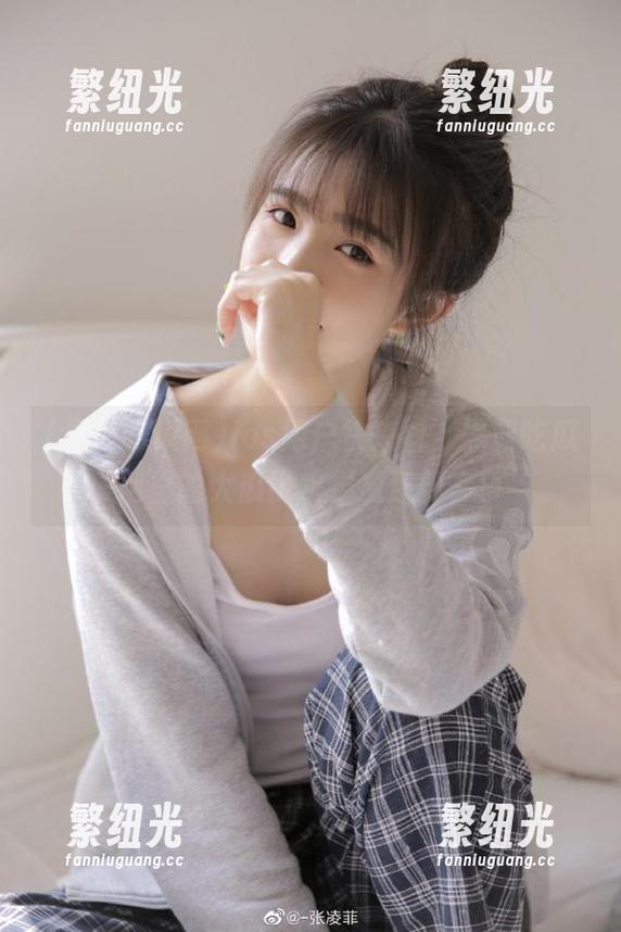 ios用户快来看，黑料吃瓜网里的大瓜比水果摊还要多！
