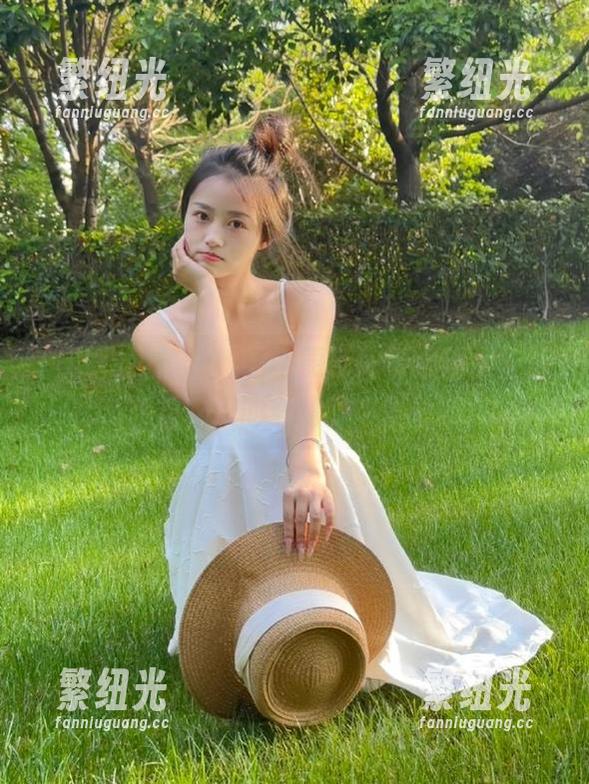 黑料社app更新需要心理准备，想看吃瓜的心情变得复杂…