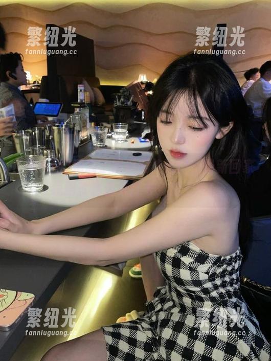 别忘了黑料网传送门，最新回家线路就等你来打卡，快上车！